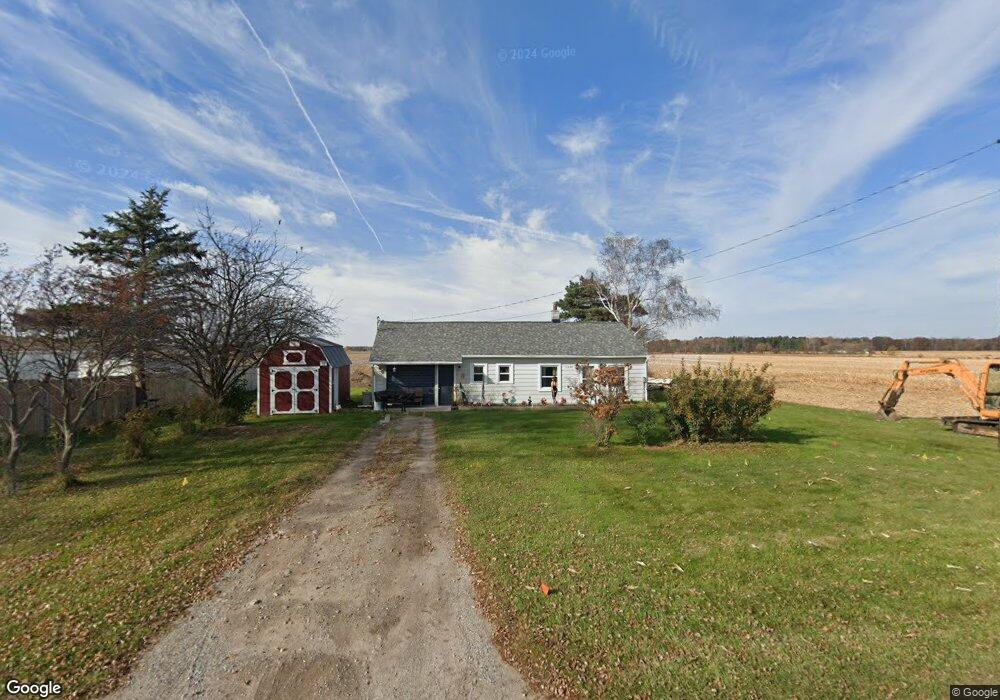 11256 Sheridan Rd, Burt, MI 48417 - photo 1