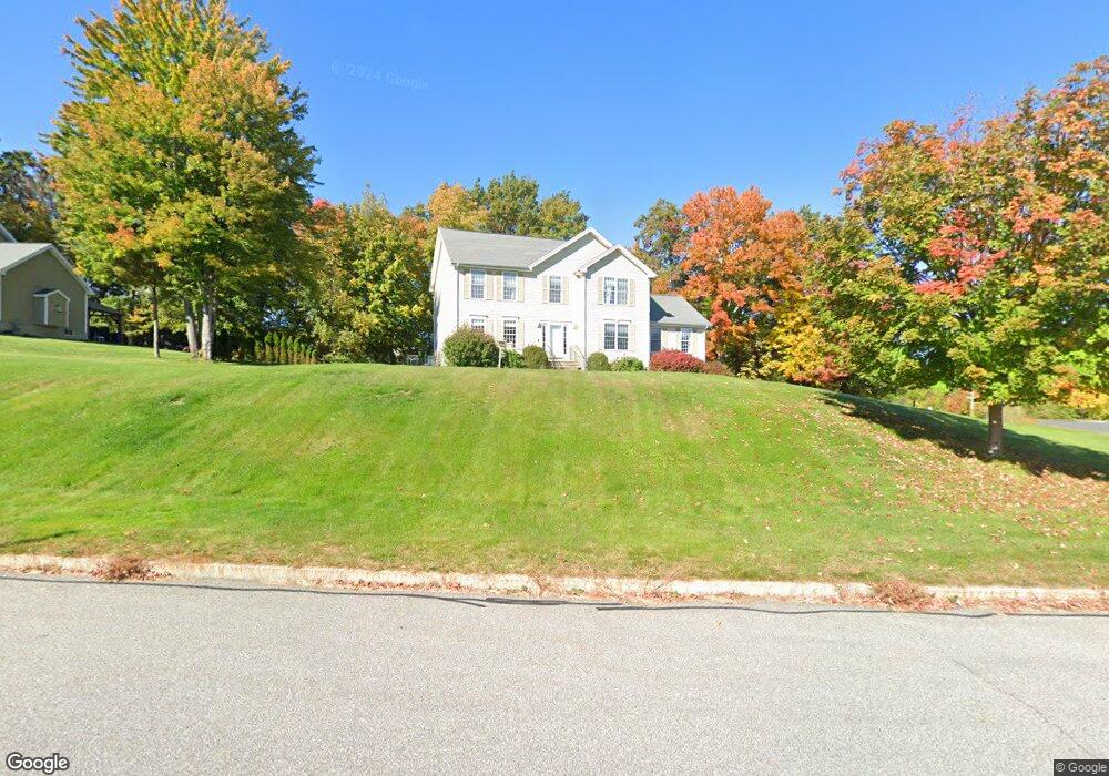 7 S Ridge Dr, Manchester, NH 03109 - photo 1