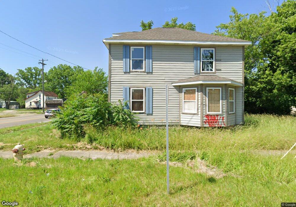 2917 Fenton Rd, Flint, MI 48507 - photo 1