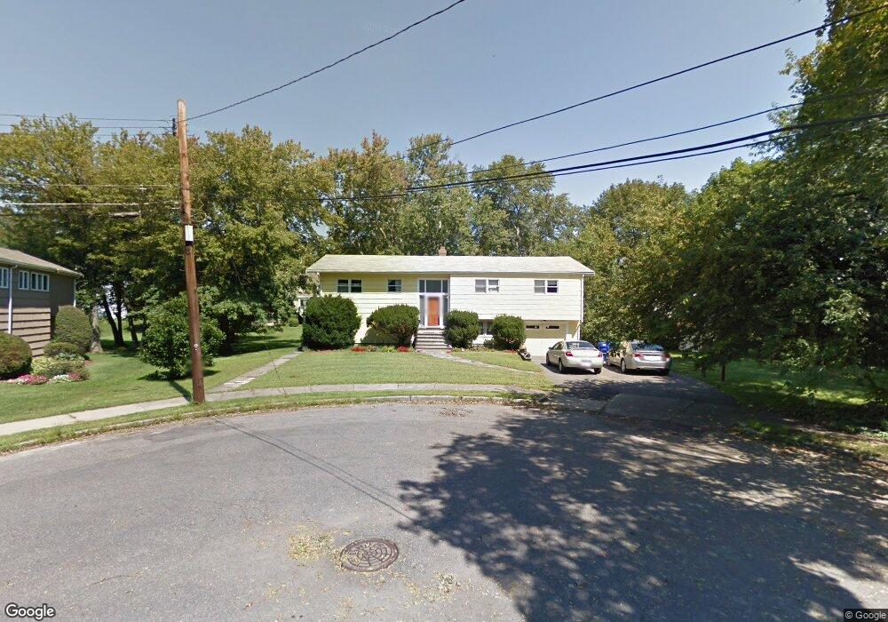 11 Selwyn Rd, Newton Highlands, MA 02461 - photo 1