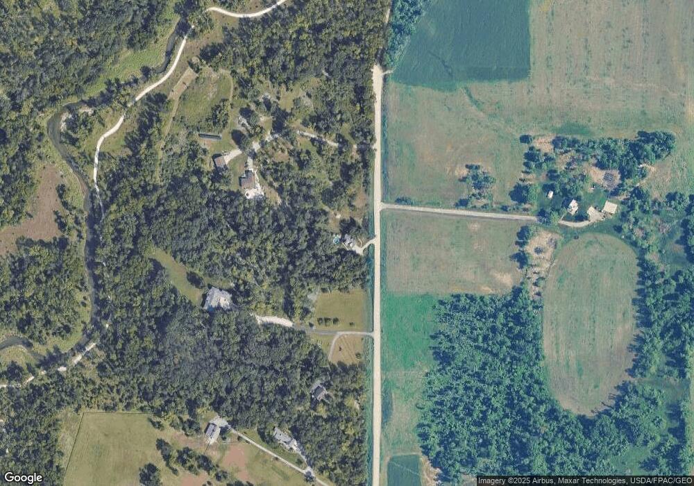 411 Wilder Dr, Cedar Rapids, IA 52403 - photo 1