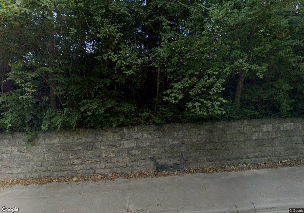 2548 E 5th Ave, Columbus, OH 43219 - photo 1