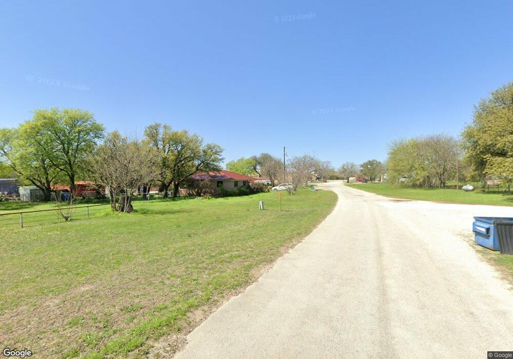 200 Gainesville St, Forestburg, TX 76239 - photo 1