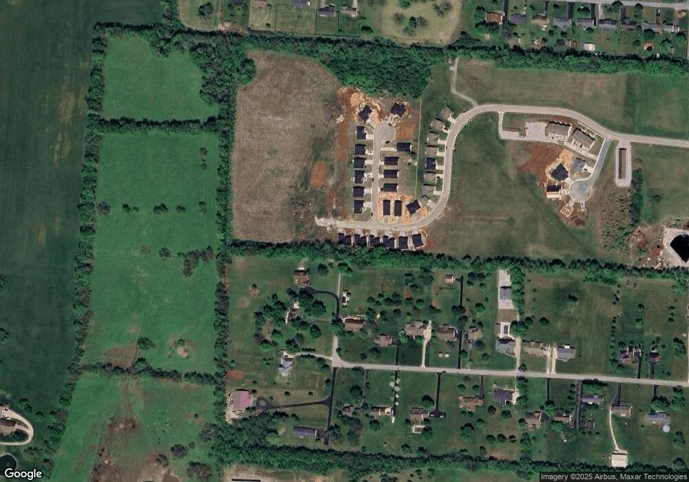 305 Pinehurst Way, Harrodsburg, KY 40330 - photo 1