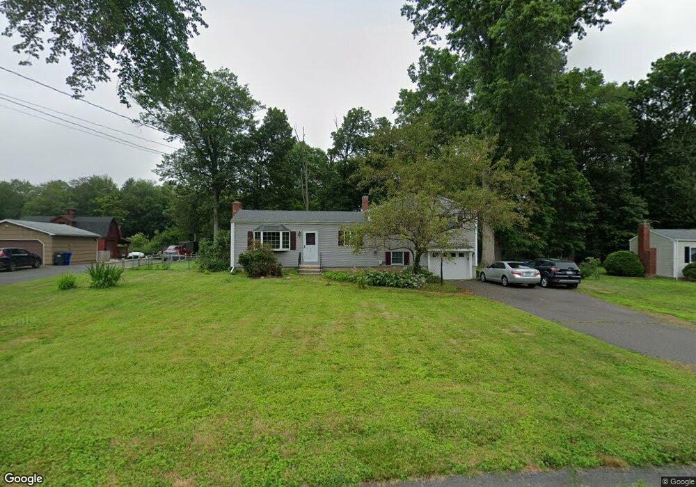 876 Overhill Dr, Suffield, CT 06078 - photo 1