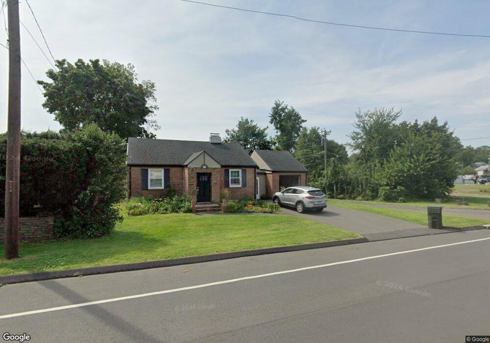 72 Porters Pass, Berlin, CT 06037 - photo 1