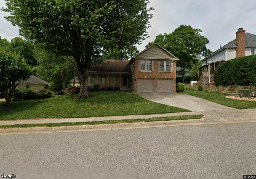 9302 Janphil Ln, Springfield, VA 22153 - photo 1