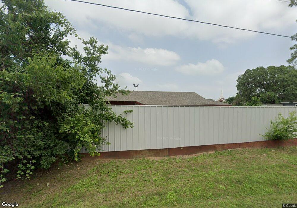 608 N Ash Terrace, Springtown, TX 76082 - photo 1