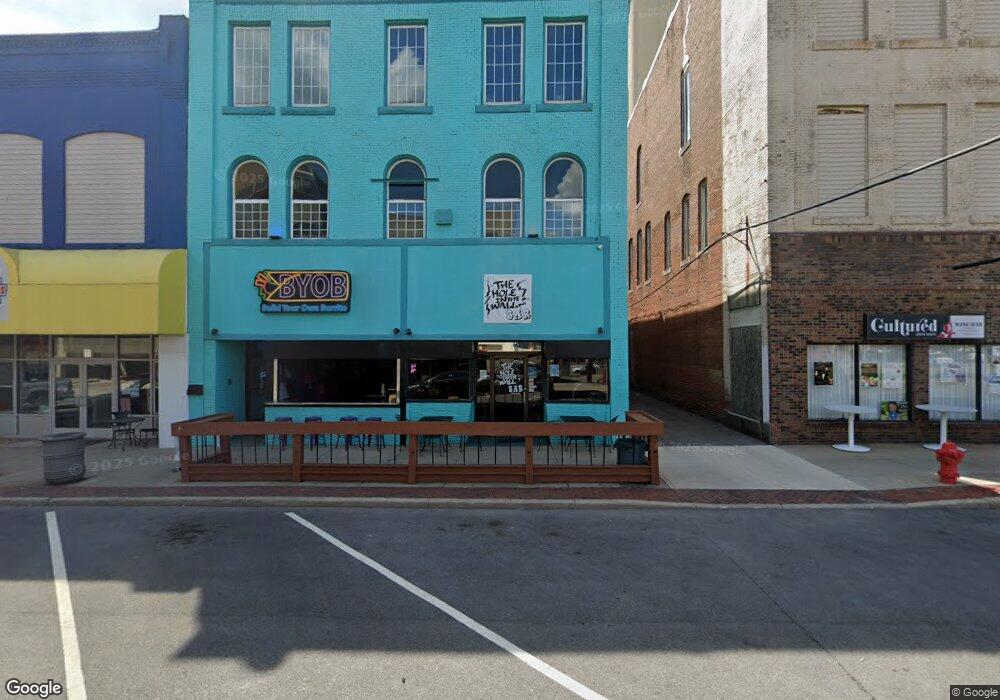 1023 Meridian St, Anderson, IN 46016 - photo 1