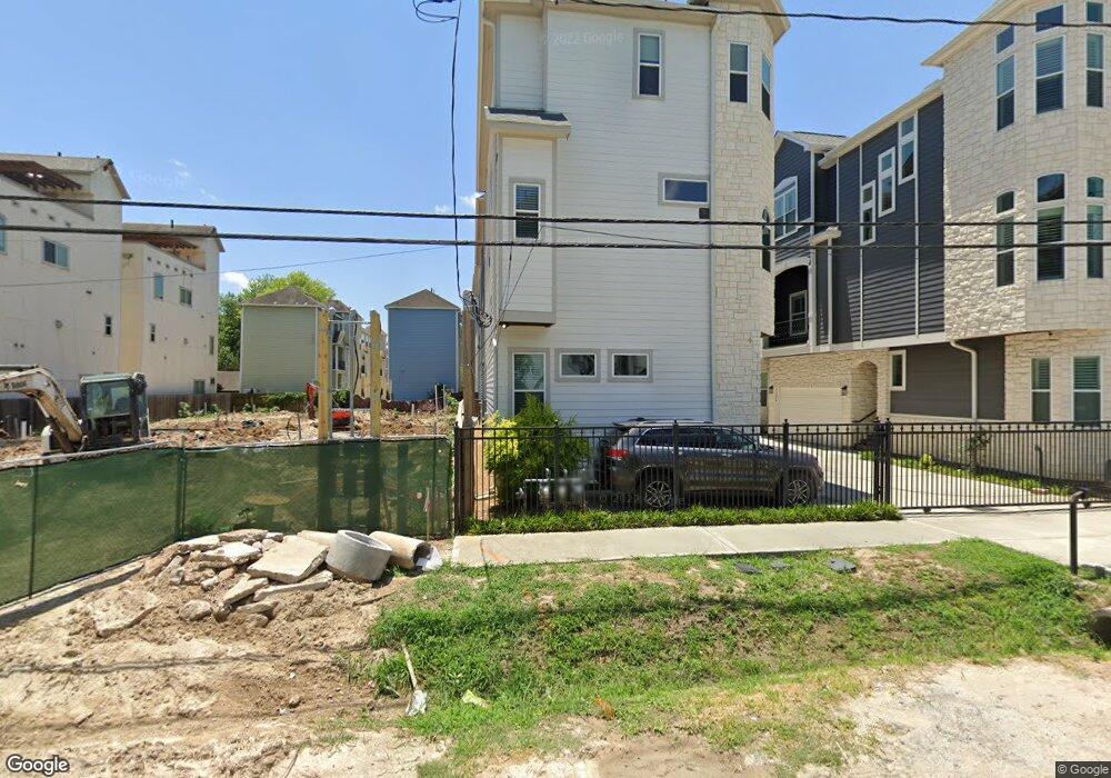 429 D W 26, Houston, TX 77008 - photo 1