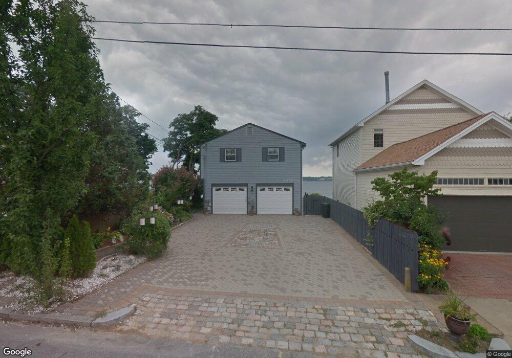 240 Narragansett Ave unit 2, Riverside, RI 02915 - photo 1