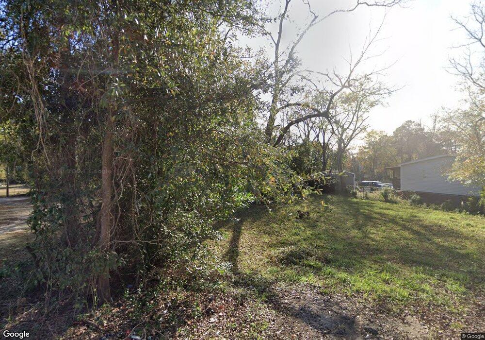 913 Wilson St, Eufaula, AL 36027 - photo 1