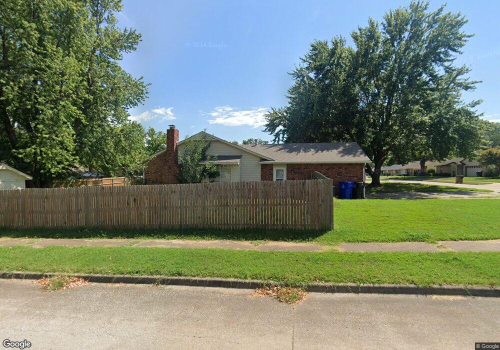 5601 S Birch Ave, Broken Arrow, OK 74011 - photo 1