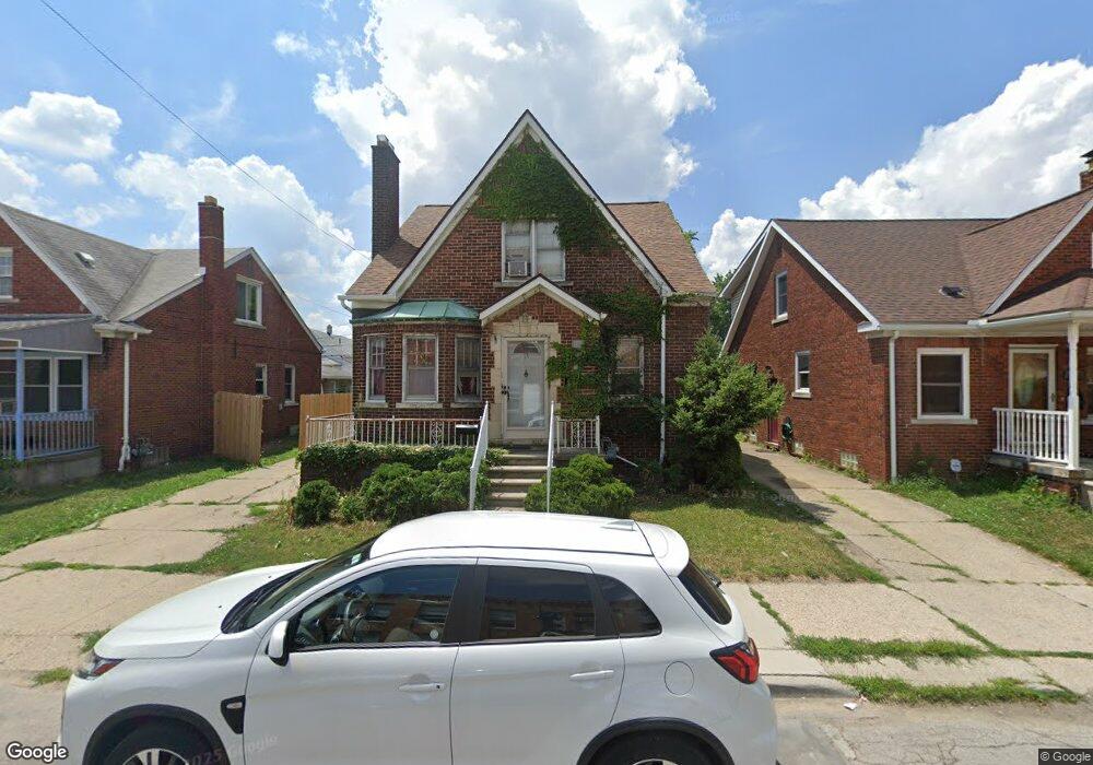 11381 Charest St, HamtraMcK, MI 48212 - photo 1