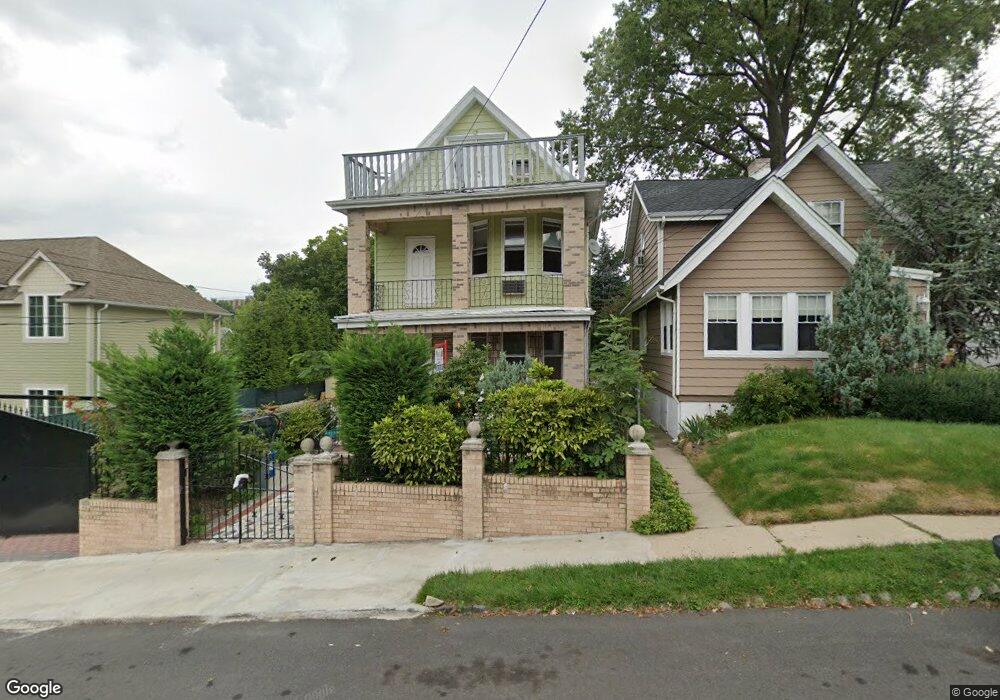 15 University Place unit 2, Staten Island, NY 10301 - photo 1