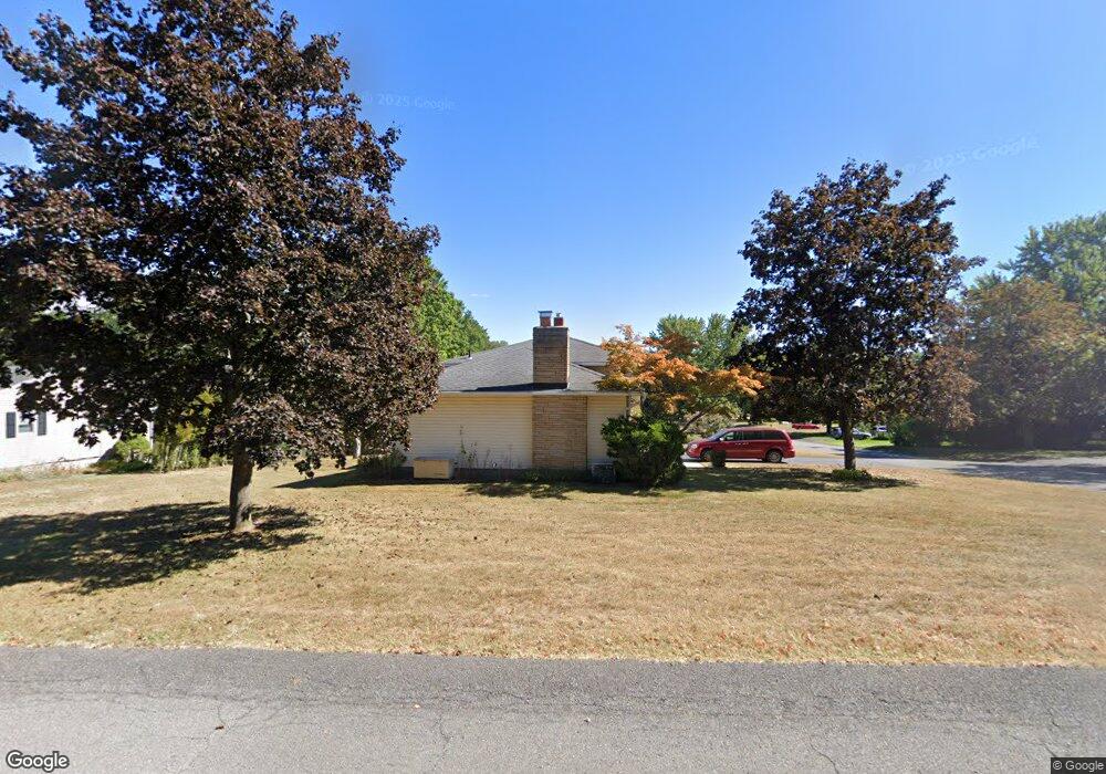 17 Drawbridge Dr, Albany, NY 12203 - photo 1