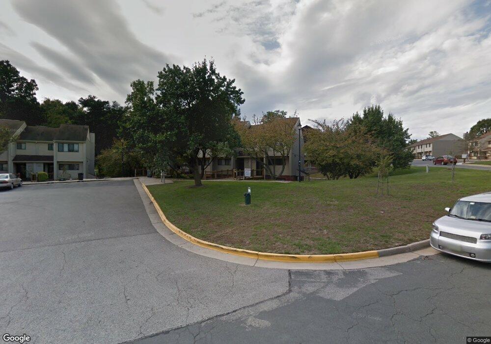 2147 Old Landing Way unit 14, Woodbridge, VA 22191 - photo 1