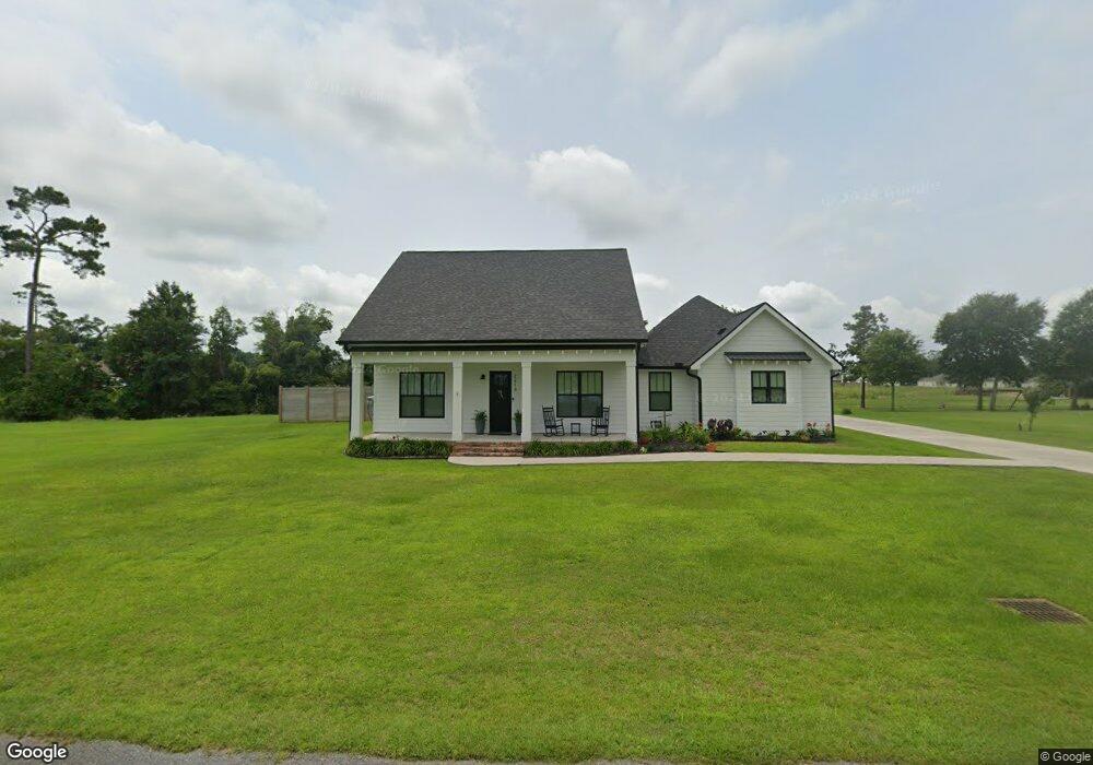 2219 Plainview Dr, Lake Charles, LA 70605 - photo 1