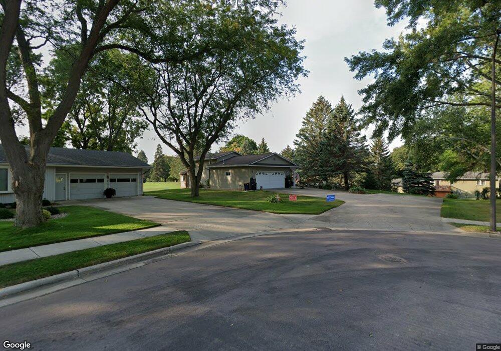 33 Lincoln Ln, New Ulm, MN 56073 - photo 1