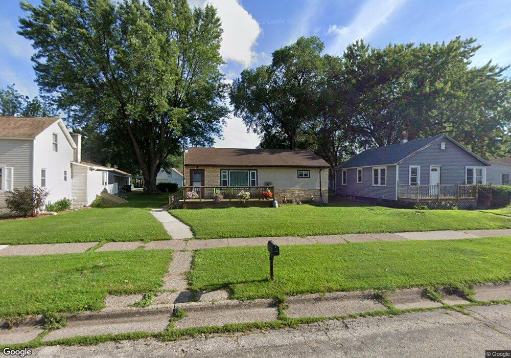 521 S 2nd St, La Crescent, MN 55947 - photo 1