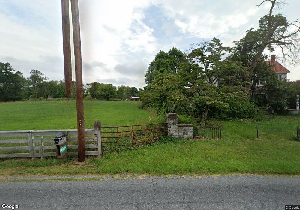 10851 Watkins Rd, Germantown, MD 20876 - photo 1