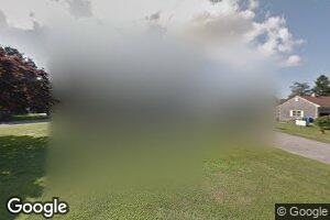 2 Ellen Rd, Middletown, RI 02842