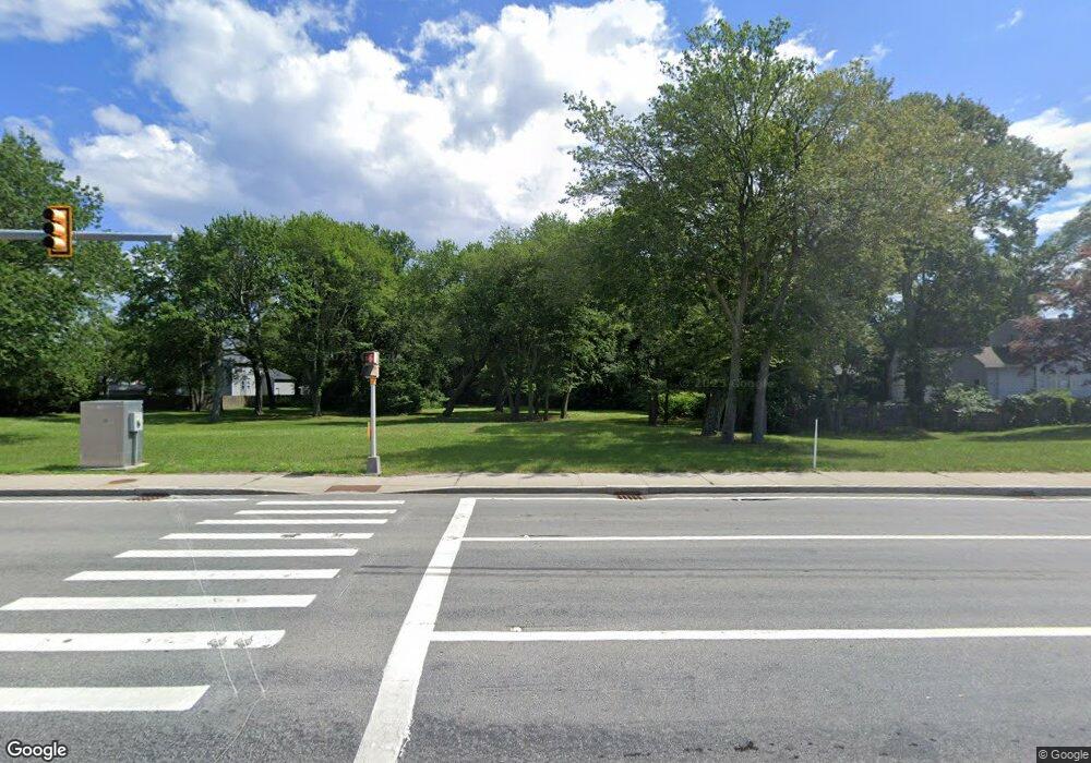 40 Gladys Ct, Warwick, RI 02886 - photo 1