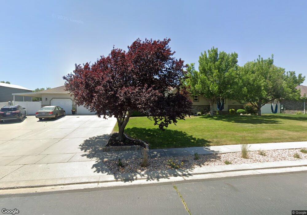 10366 Whispering Sands Dr, South Jordan, UT 84095 - photo 1