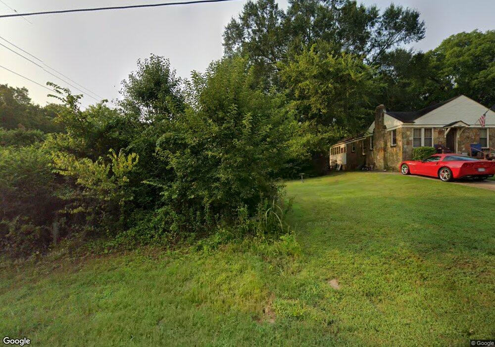 1124 E Reeder St, Florence, AL 35630 - photo 1