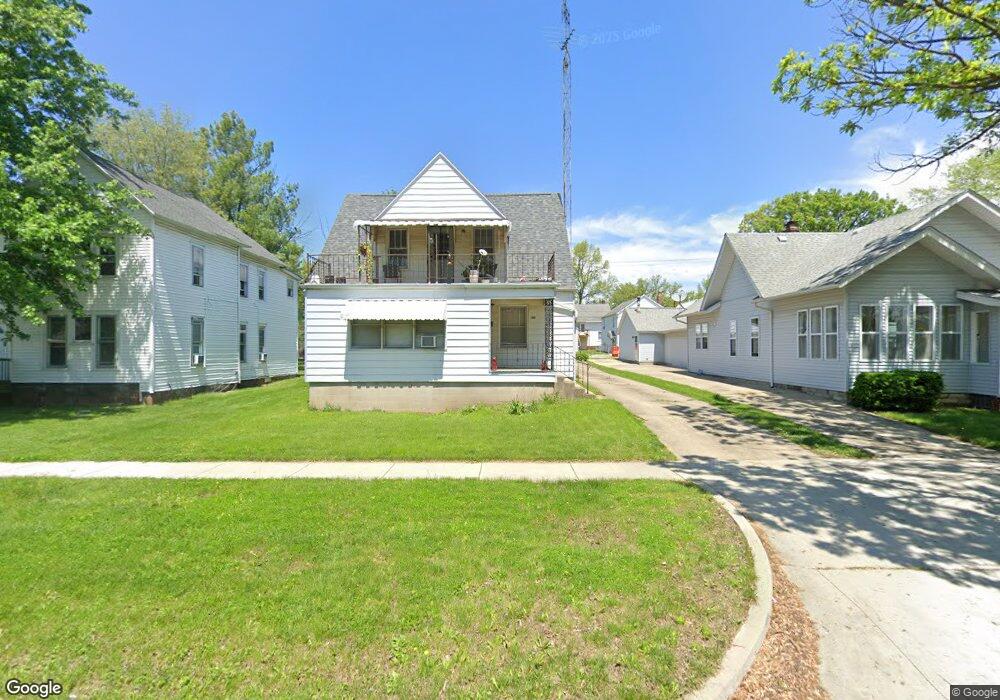 1408 Marshall Ave, Mattoon, IL 61938 - photo 1