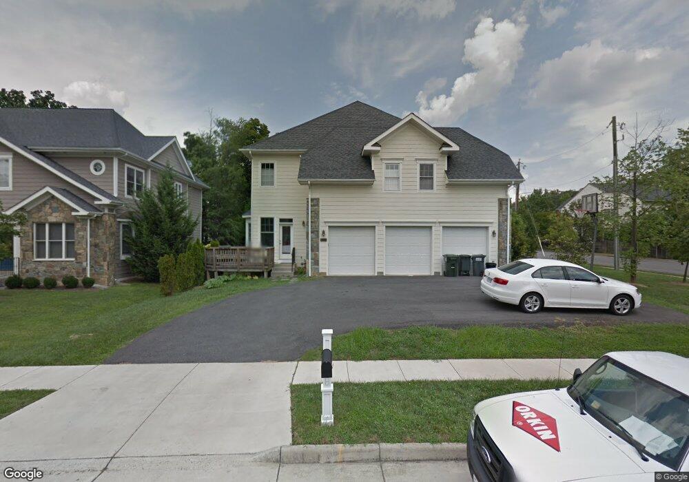 8100 Maya Ct, Vienna, VA 22182 - photo 1