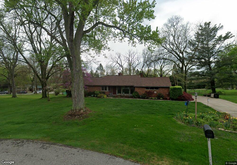 4345 Meadowlane Ct, Bloomfield Hills, MI 48304 - photo 1