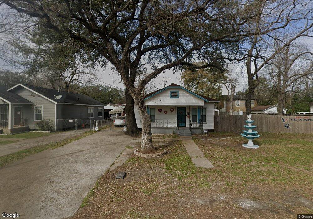 625 Melbourne St, Houston, TX 77022 - photo 1