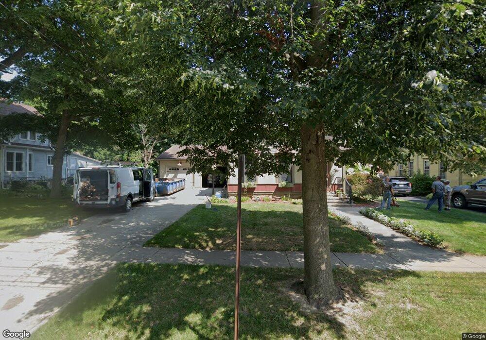 310 N Marshall Ave, Marshall, MI 49068 - photo 1