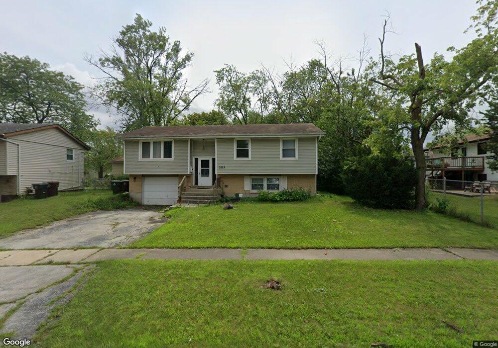3523 Chestnut Dr, Hazel Crest, IL 60429 - photo 1