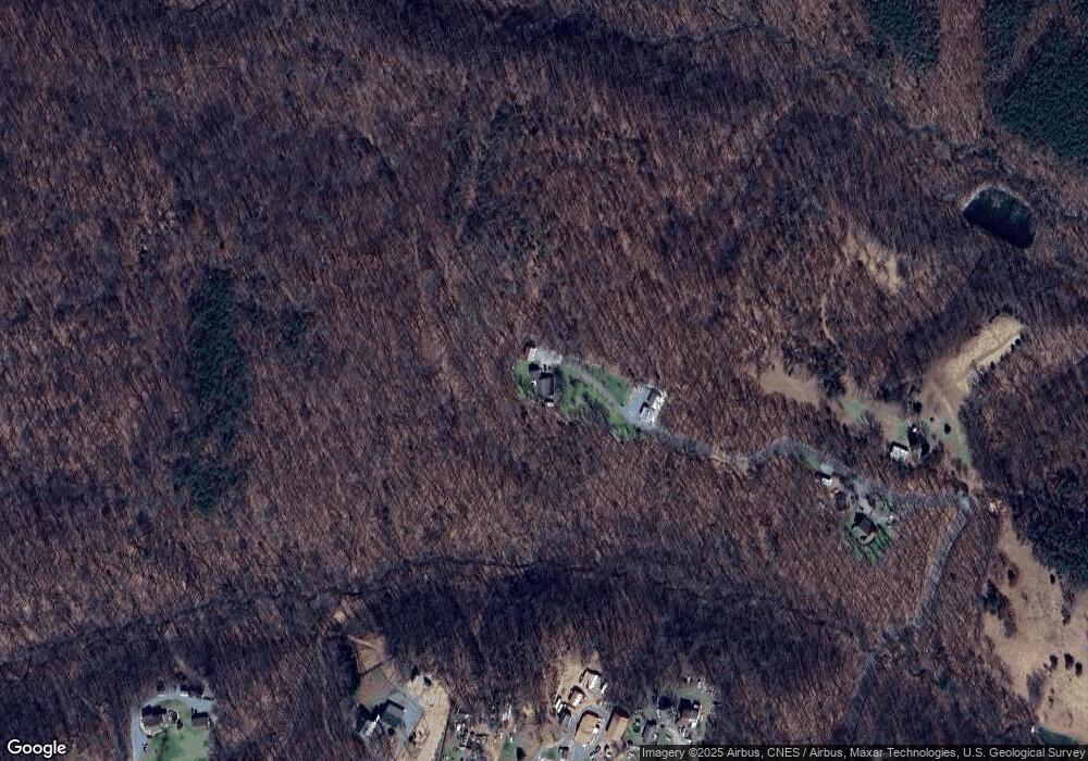 352 Paws N Whiskers Ln, Hedgesville, WV 25427 - photo 1