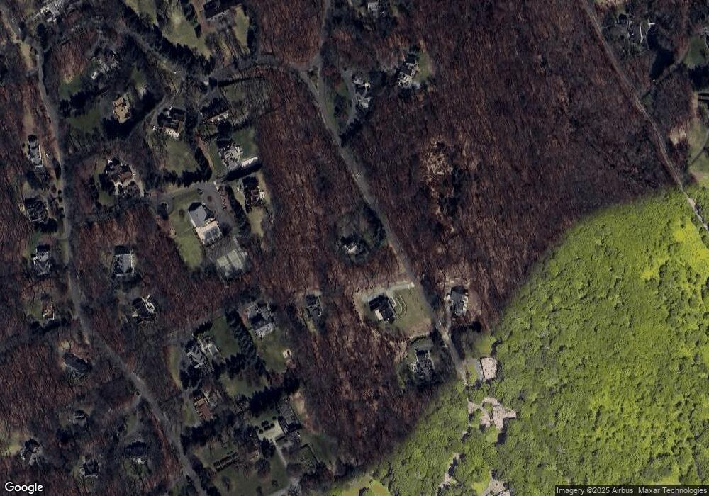 1250 Fence Row Dr, Fairfield, CT 06824 - photo 1