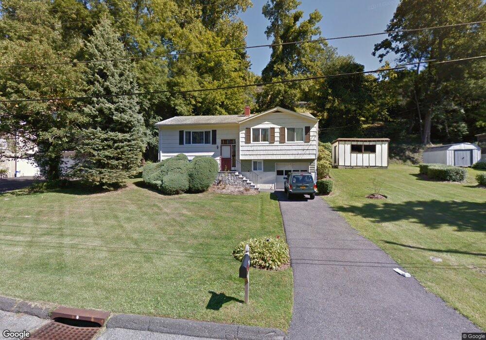 22 Audubon Dr, Ossining, NY 10562 - photo 1