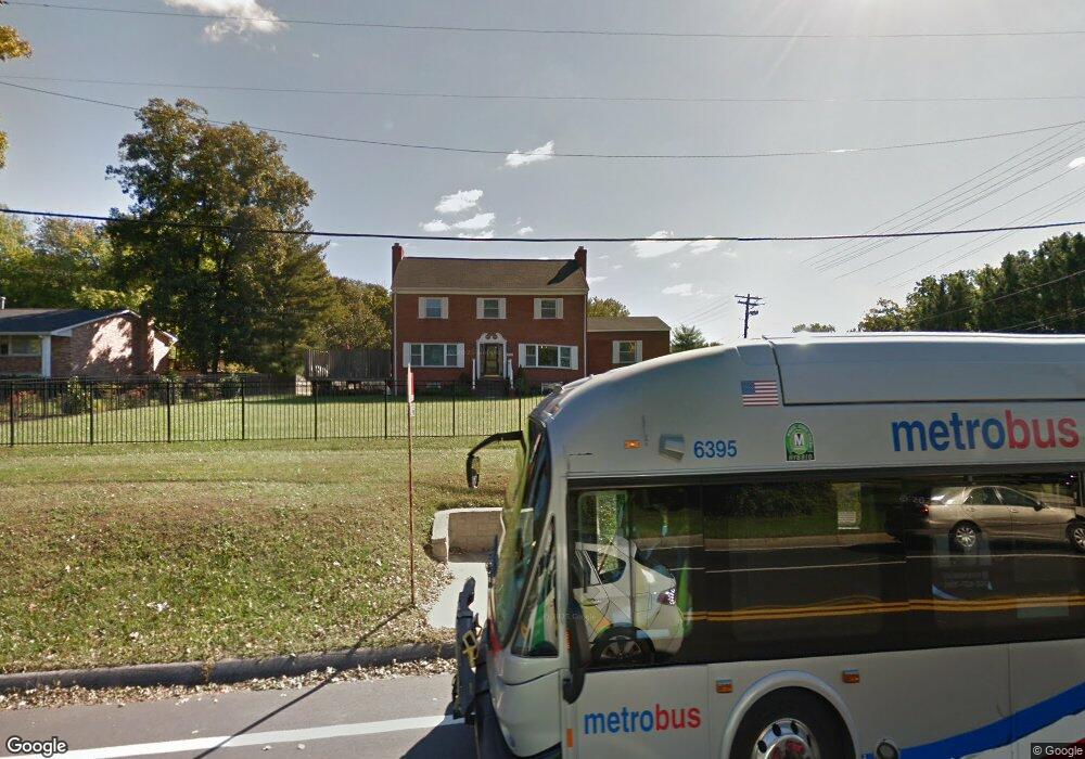 11901 Falls Rd, Potomac, MD 20854 - photo 1