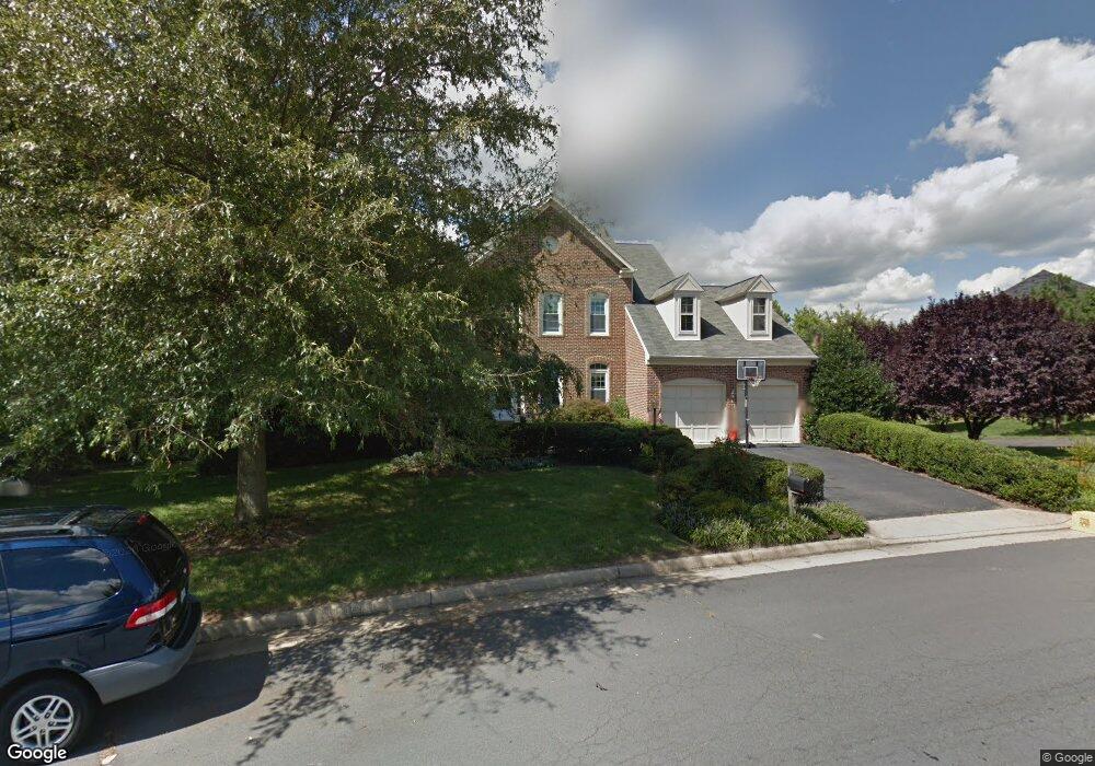 8959 Scott St, Springfield, VA 22153 - photo 1