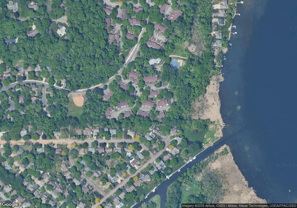 133 W Eagle Lake Dr, Maple Grove, MN 55369 - photo 1