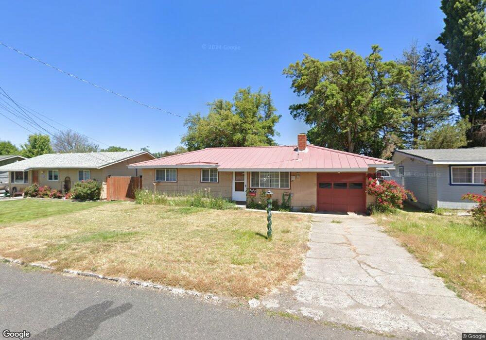 3847 Barry Ave, Klamath Falls, OR 97603 - photo 1