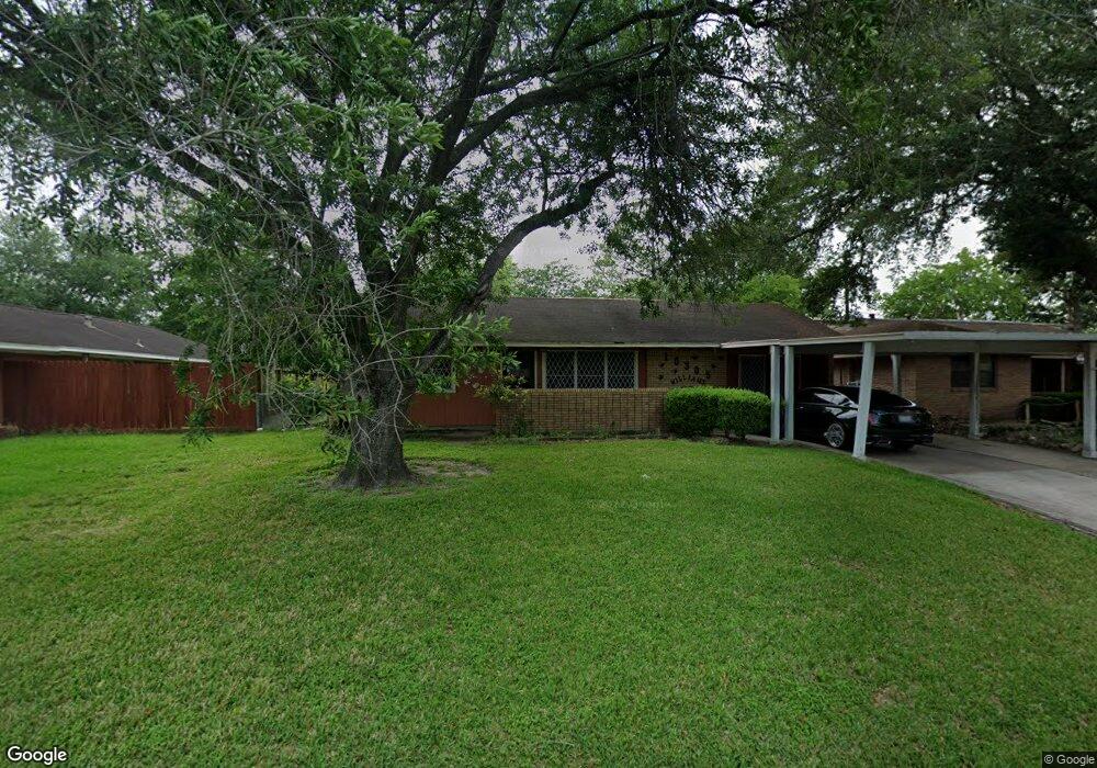 10305 Kelburn Dr, Houston, TX 77016 - photo 1