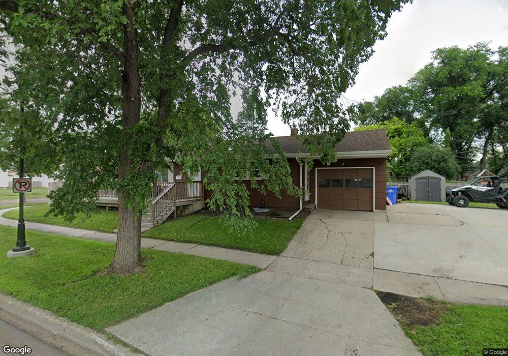 1909 9th Ave S, Fargo, ND 58103 - photo 1