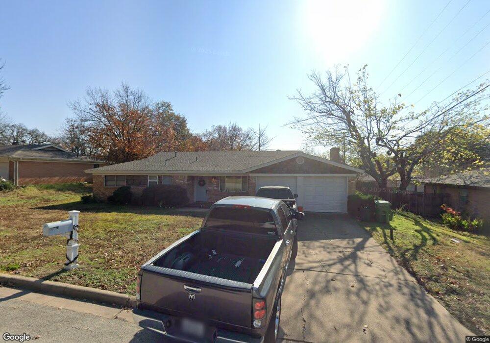 857 Joanna Dr, Hurst, TX 76053 - photo 1