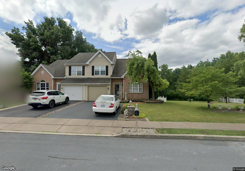 2304 Red Maple Dr, Coplay, PA 18037 - photo 1