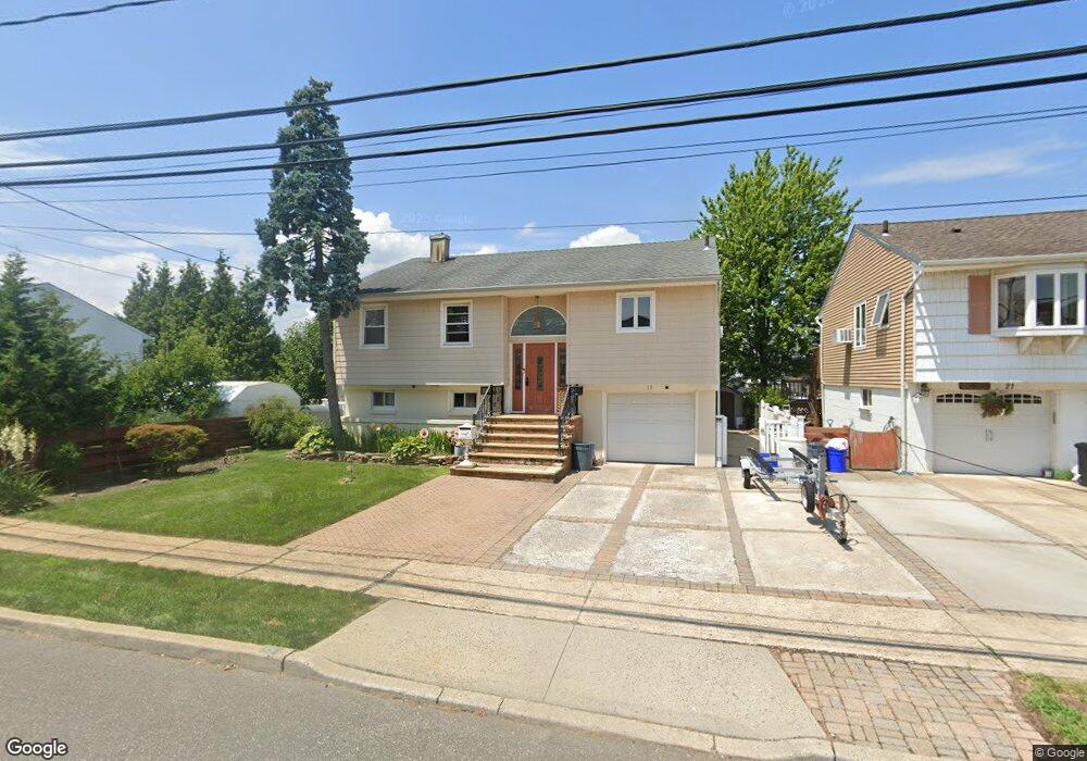 15 E 2nd St, Freeport, NY 11520 - photo 1