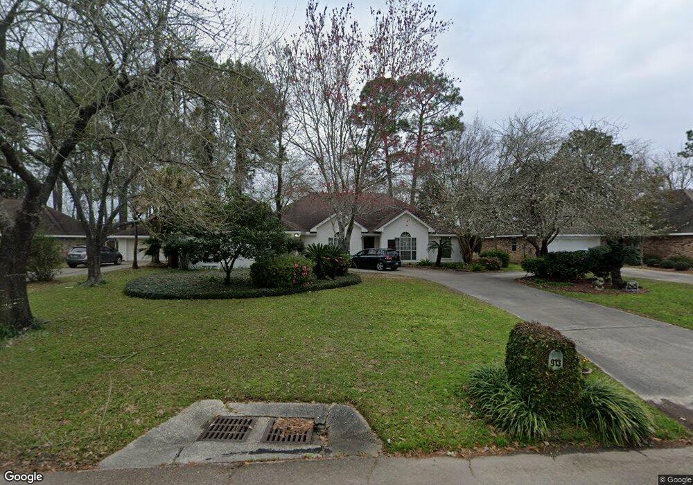 913 Cross Gates Blvd, Slidell, LA 70461 - photo 1