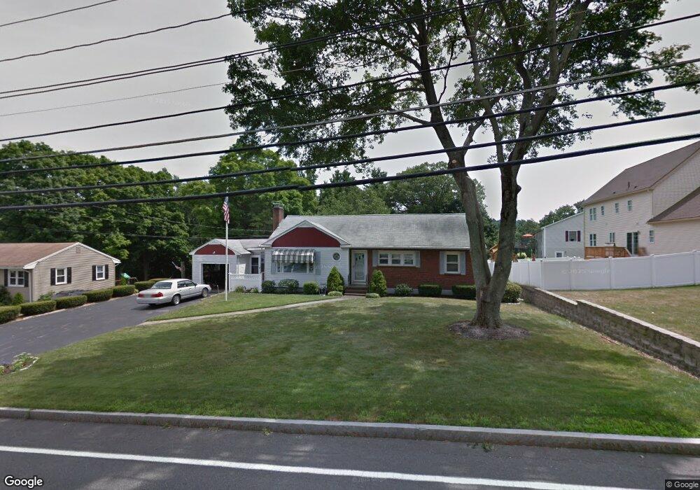 156 Russell St, Woburn, MA 01801 - photo 1