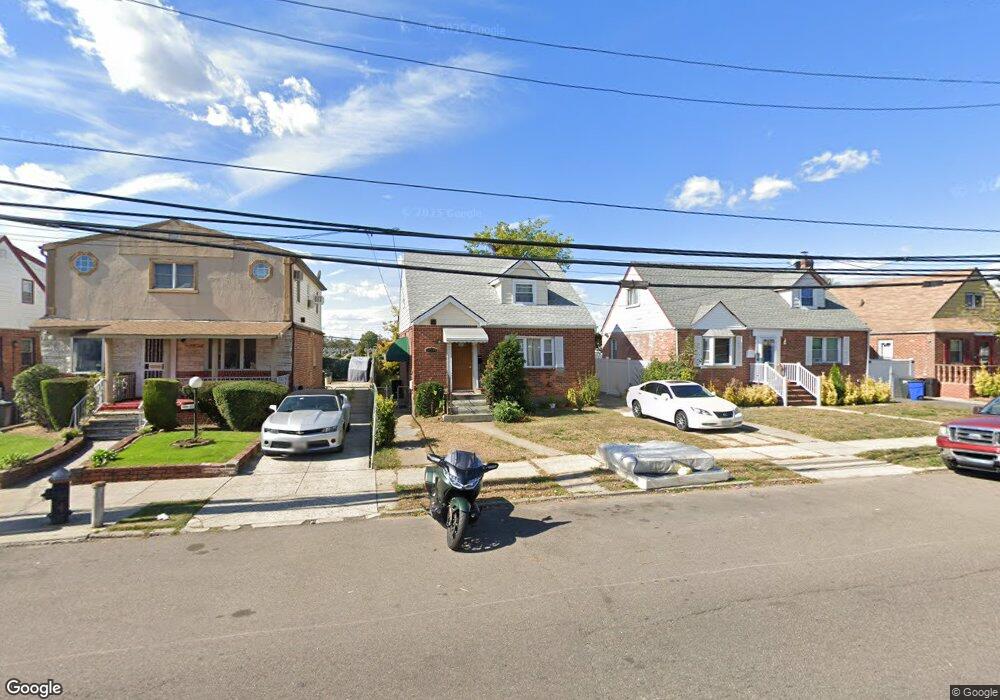 12518 Francis Lewis Blvd, Springfield Gardens, NY 11413 - photo 1